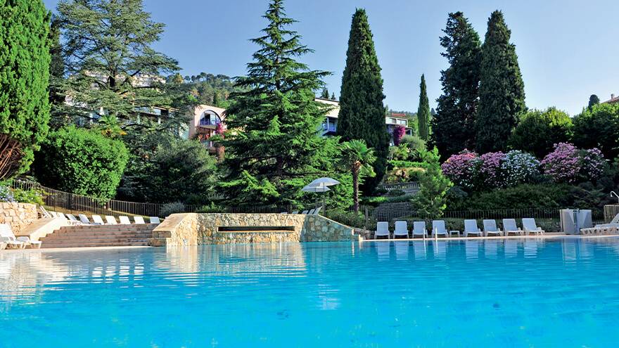 Piscine village vacances Les Cèdres