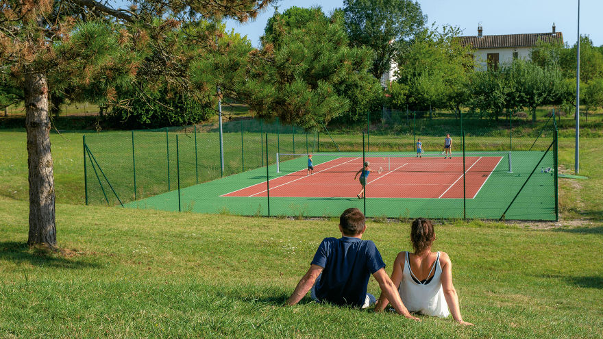 Court de tennis VTF Domaine du Peyrichoux
